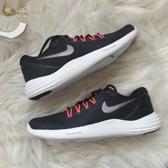 NEW Nike Lunar Apparent - Picture 5 of 6